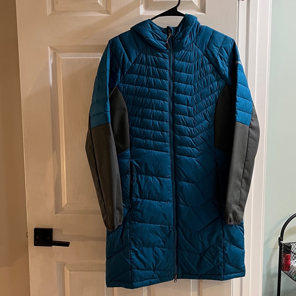 Columbia Teal and Gray Thermal Coil Jacket